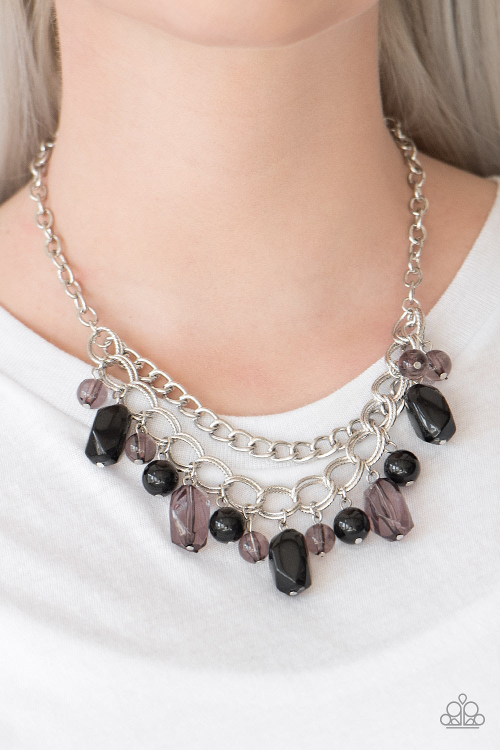 Paparazzi ♥ Brazilian Bay - Black ♥  Necklace