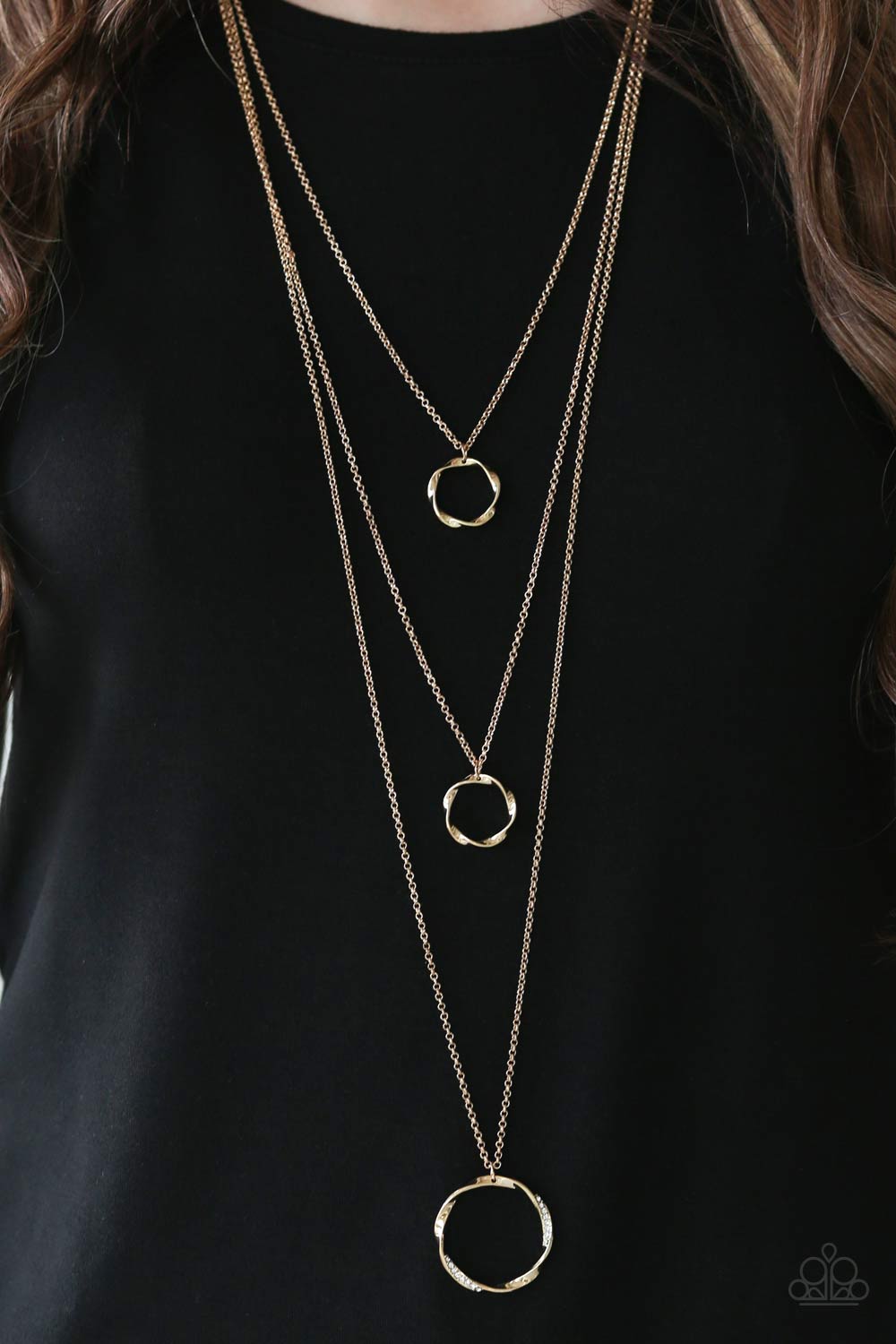 Paparazzi ♥ Timelessly Twisted - Gold ♥  Necklace