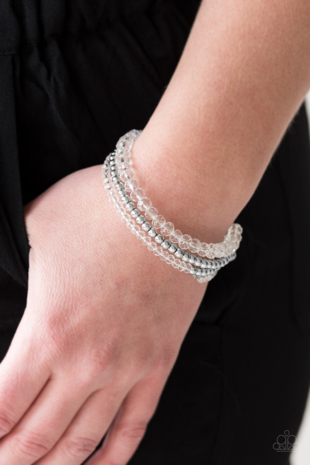 Paparazzi ♥ Luminous Luster - White ♥  Bracelet
