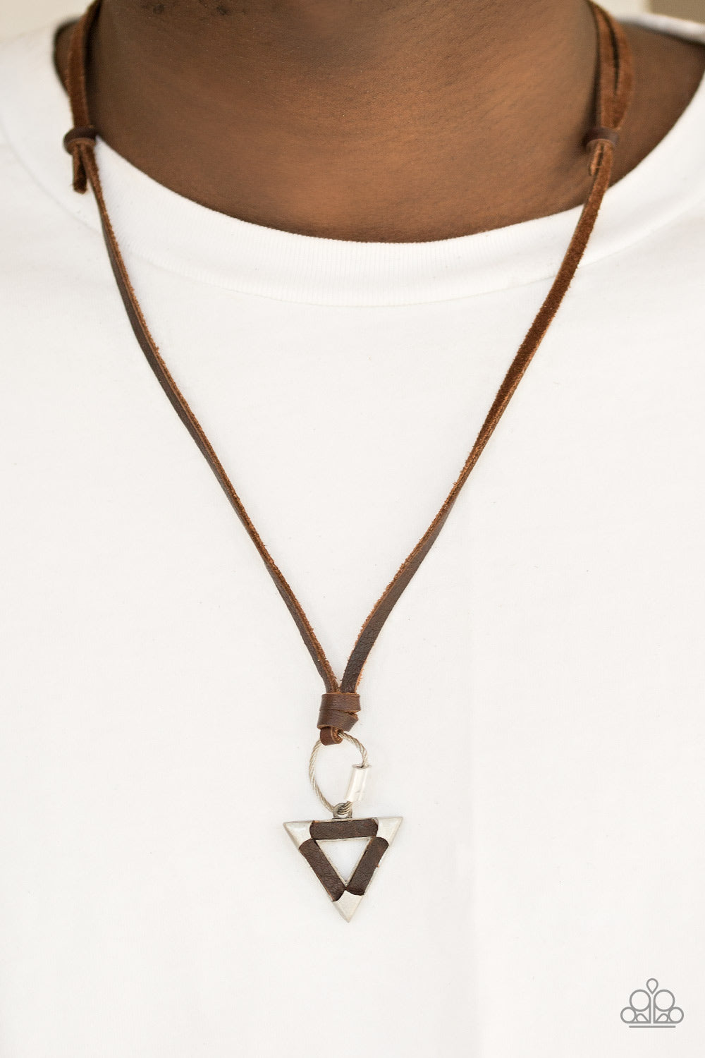 Paparazzi ♥ Canyon Conqueror - Brown ♥  Necklace