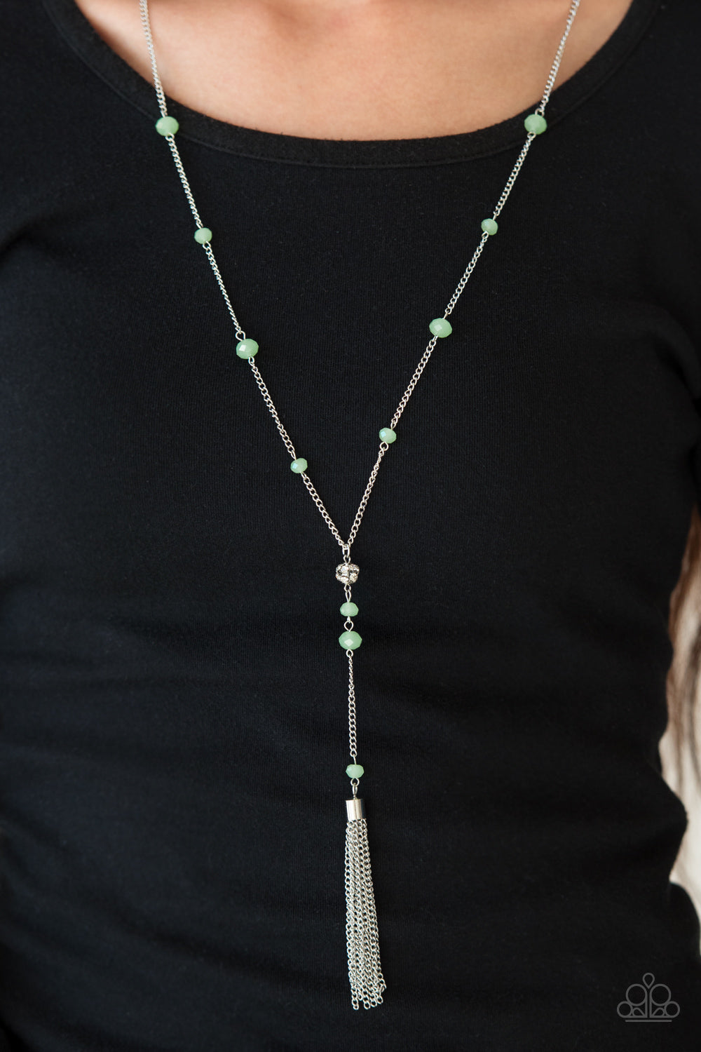 Paparazzi ♥ Out All Night - Green ♥  Necklace