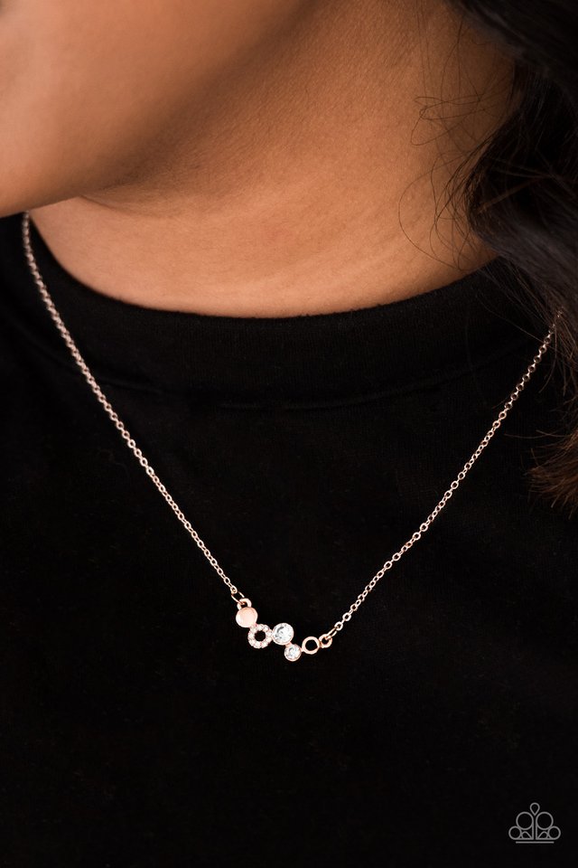Paparazzi ♥ Champagne Cabaret - Rose Gold ♥ Necklace