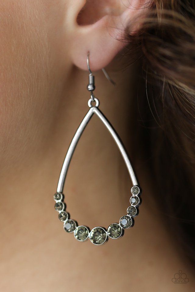 Paparazzi ♥ Dipped In Diamonds - Silver ♥ Earrings