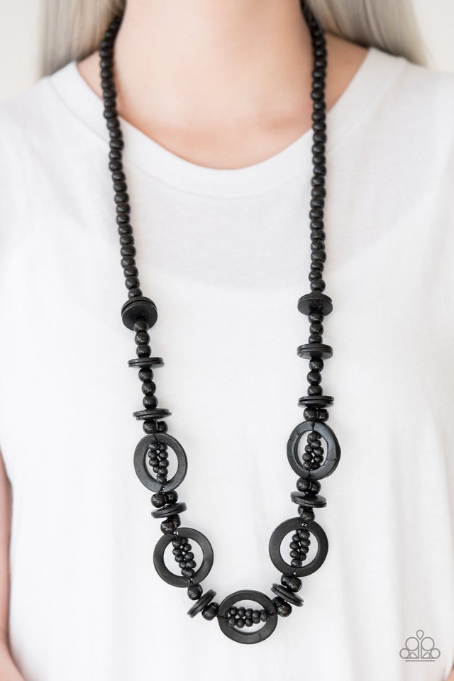Paparazzi ♥ Fiji Foxtrot - Black ♥ Necklace