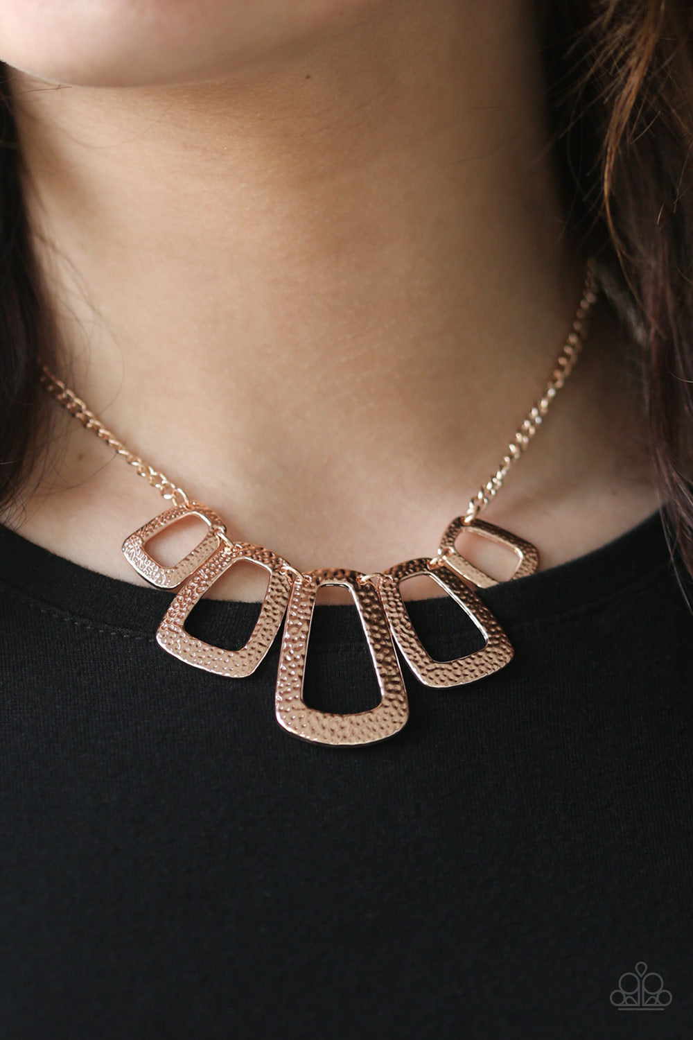 Paparazzi ♥ Nice FRAMEWORK! - Rose Gold ♥  Necklace