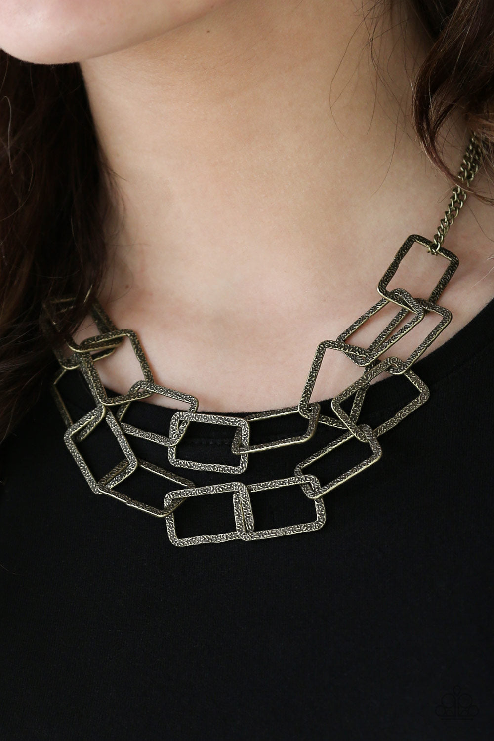 Paparazzi ♥ Seattle Scene - Brass ♥  Necklace