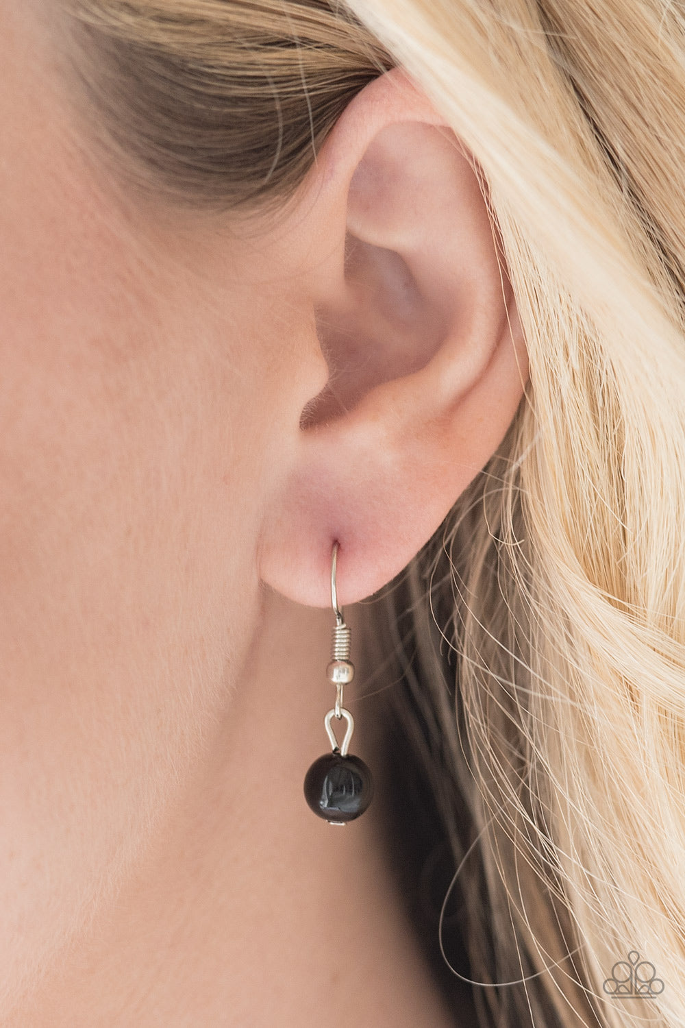 Paparazzi ♥ The SUMMERTIME Of Your Life! - Black ♥  Necklace