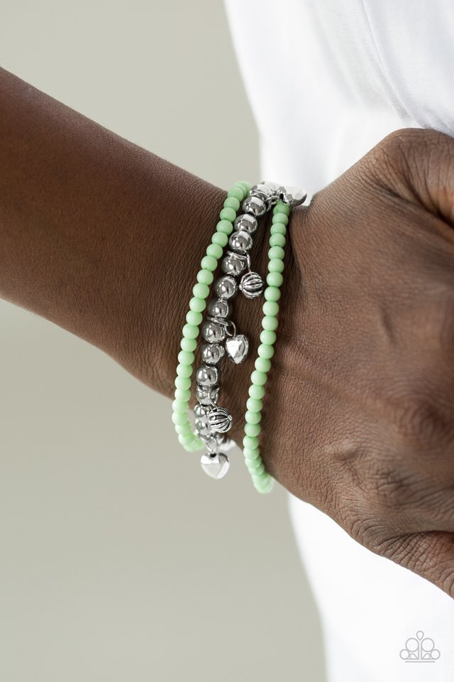 Paparazzi ♥ Springtime Sweethearts - Green ♥ Bracelet