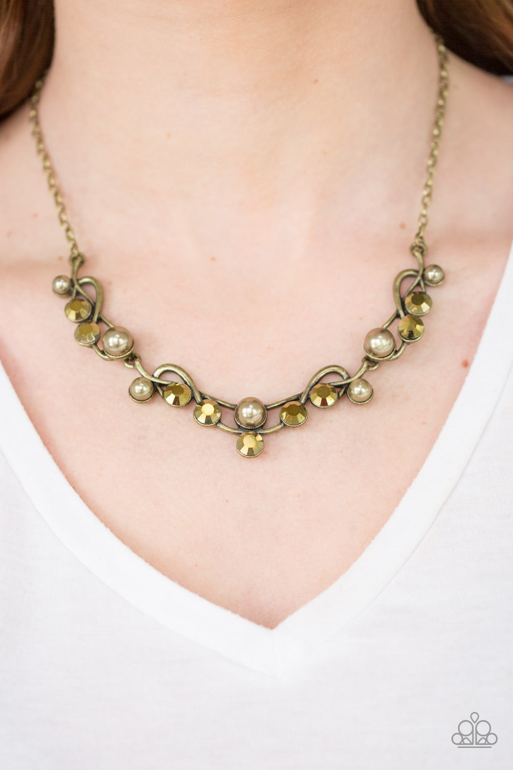 Paparazzi ♥ Tie The Knot - Brass ♥  Necklace