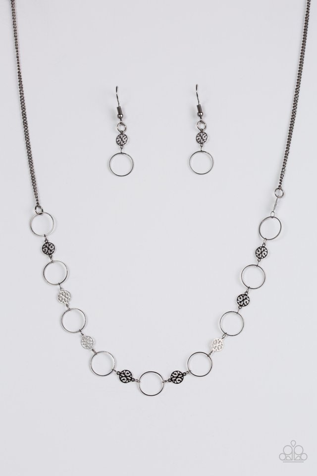 demurely-dainty-black-p2da-bkxx-124sy