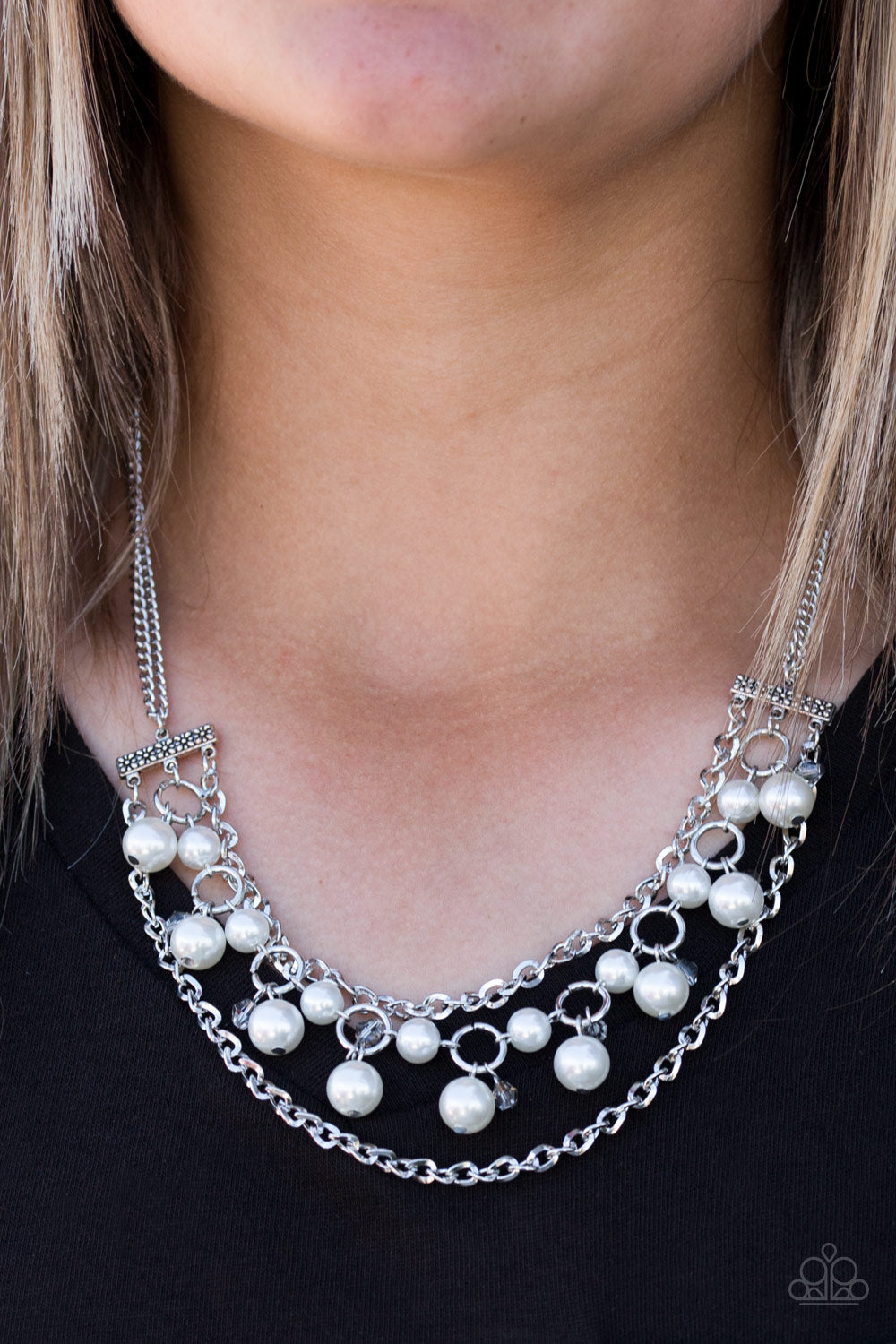 Paparazzi ♥ Rockefeller Romance - White ♥  Necklace