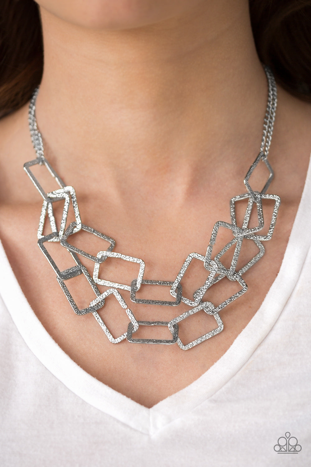 Paparazzi ♥ Seattle Scene - Silver ♥  Necklace