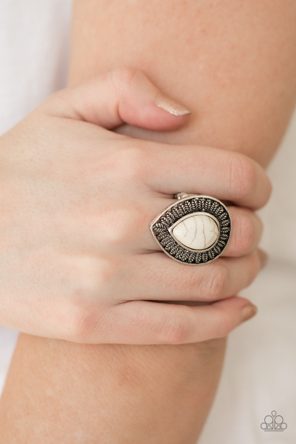 Paparazzi ♥ Totally Tropicana - White ♥  Ring
