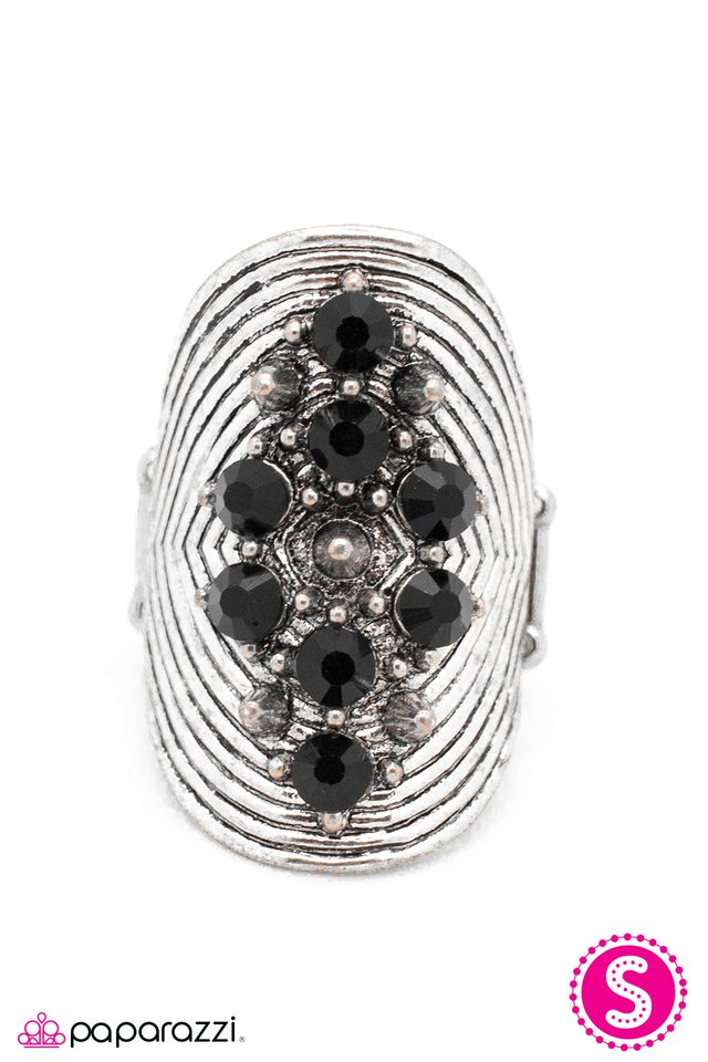 Paparazzi ♥ Think Twice - Black ♥ Ring