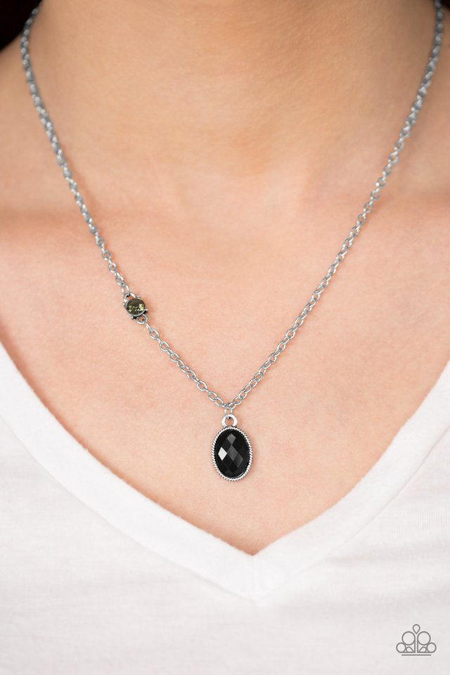 Paparazzi ♥ Take A Gamble - Black ♥ Necklace