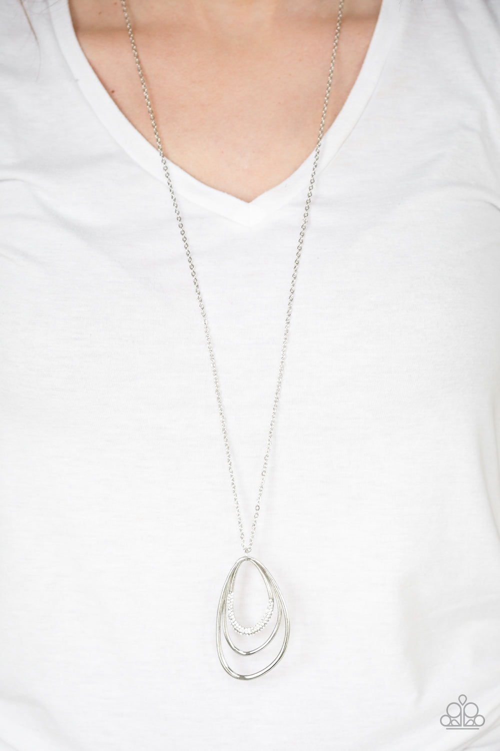 Paparazzi ♥ Already Aglow - White ♥  Necklace