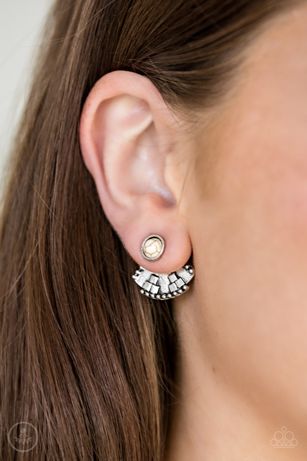 Paparazzi ♥ Stylishly Santa Fe - White Post ♥  Post Earrings