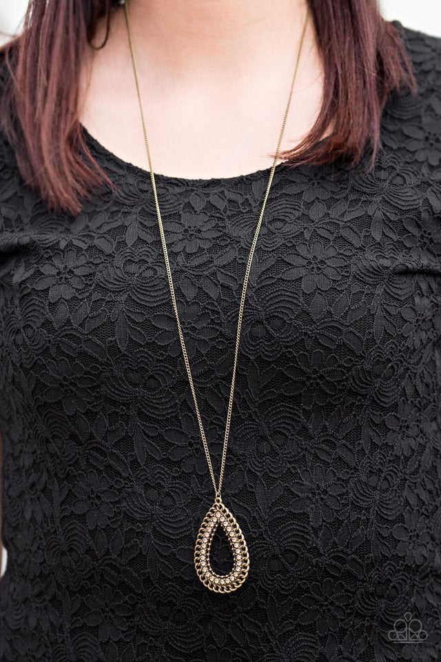 Paparazzi ♥ Drippin In Drama - Brass ♥ Necklace
