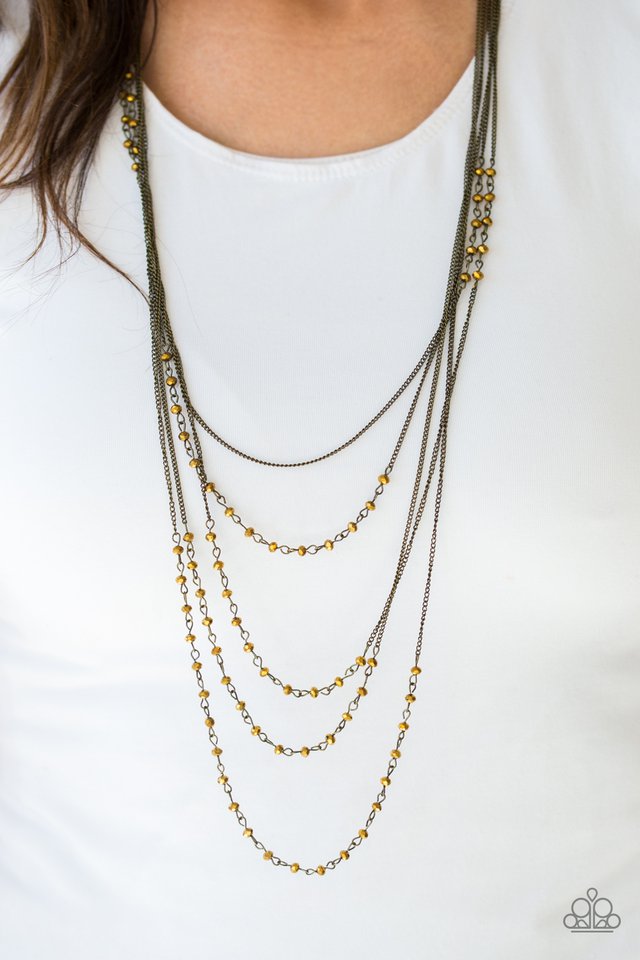 Paparazzi ♥ Glitter Go-Getter - Brass ♥ Necklace