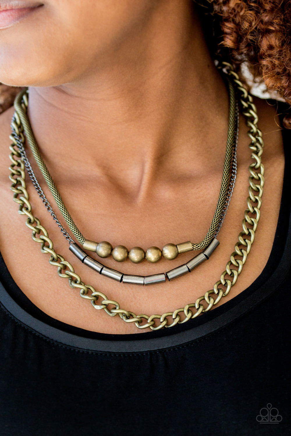 Paparazzi ♥ Metal Melee - Brass ♥  Necklace