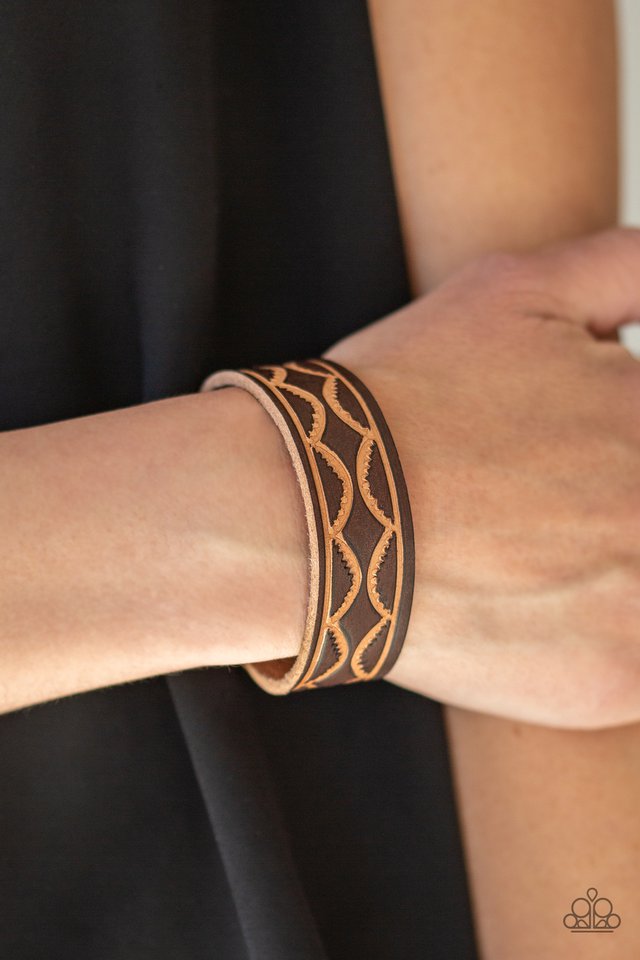 Paparazzi ♥ Zion Horizon - Brown ♥ Bracelet