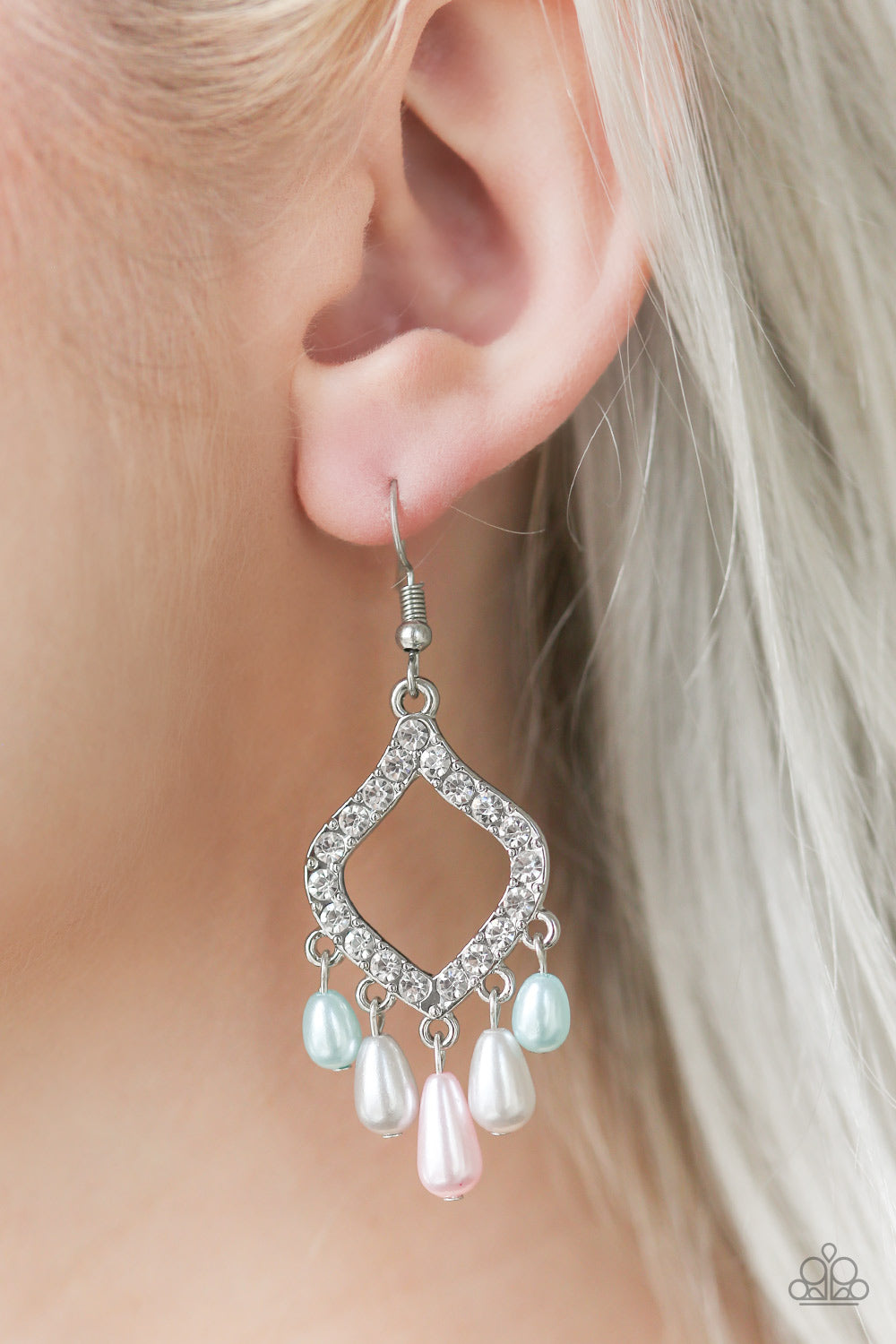 Paparazzi ♥ Divinely Diamond - Multi ♥  Earrings