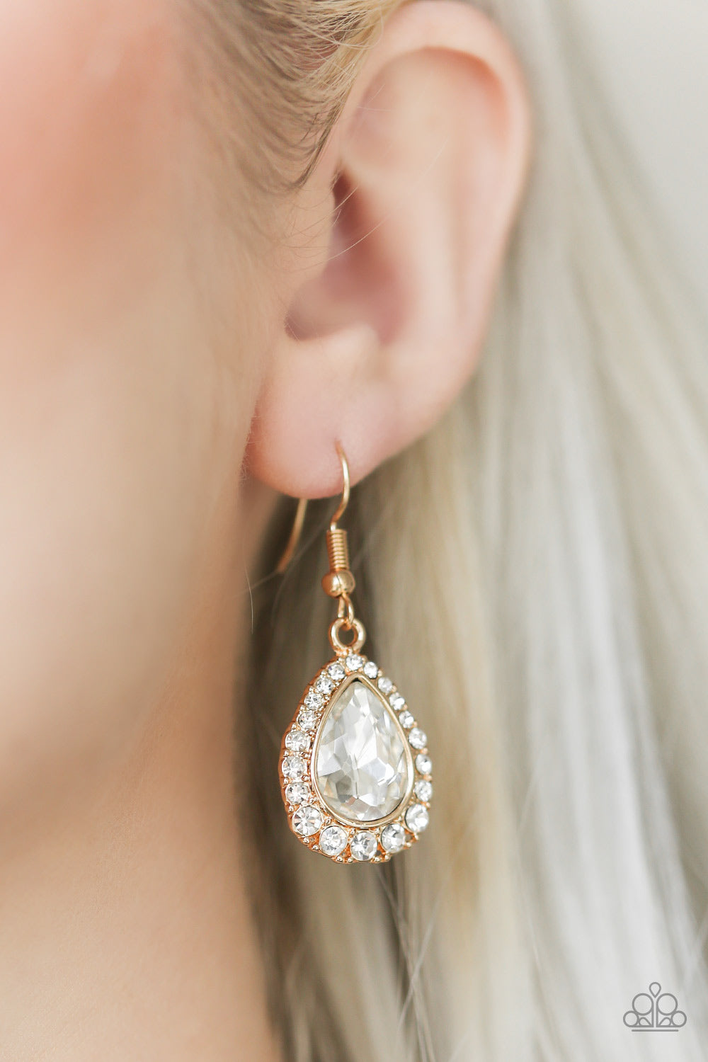 Paparazzi ♥ Self-Made Millionaire - Gold ♥  Earrings