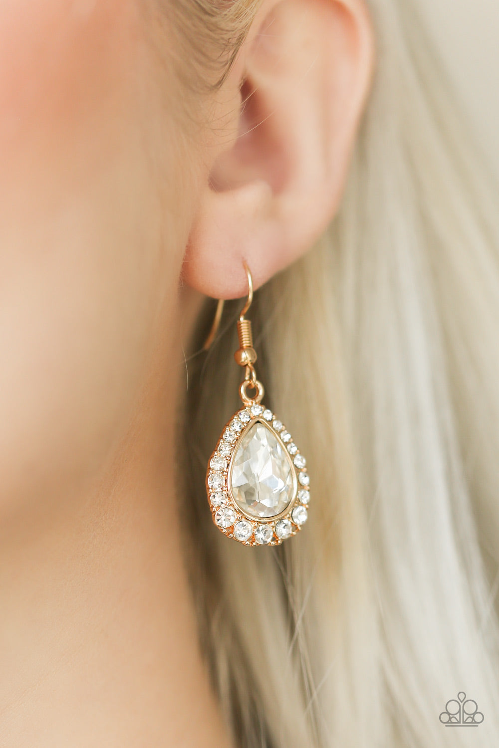 Paparazzi ♥ Ready, Set, GLOW! - Gold ♥  Earrings