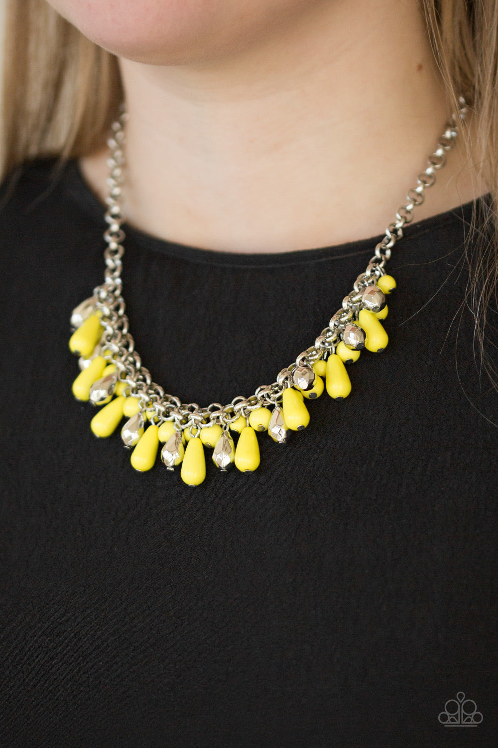 Paparazzi ♥ Coastal Cabanas - Yellow ♥  Necklace