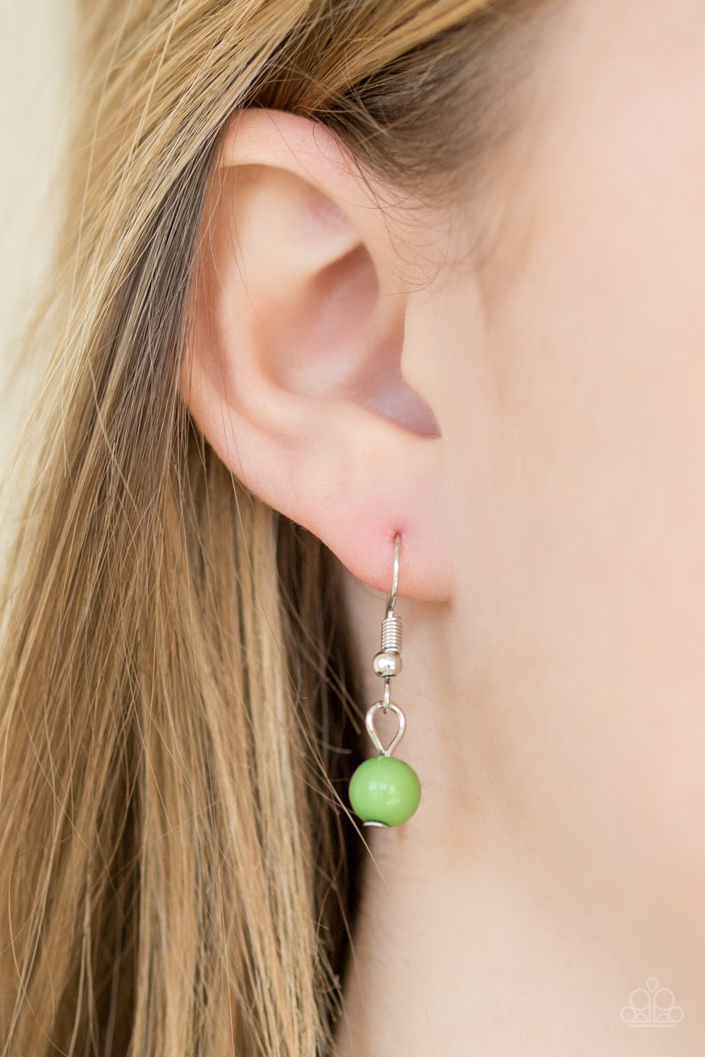 Paparazzi ♥ Coastal Cabanas - Green ♥  Necklace