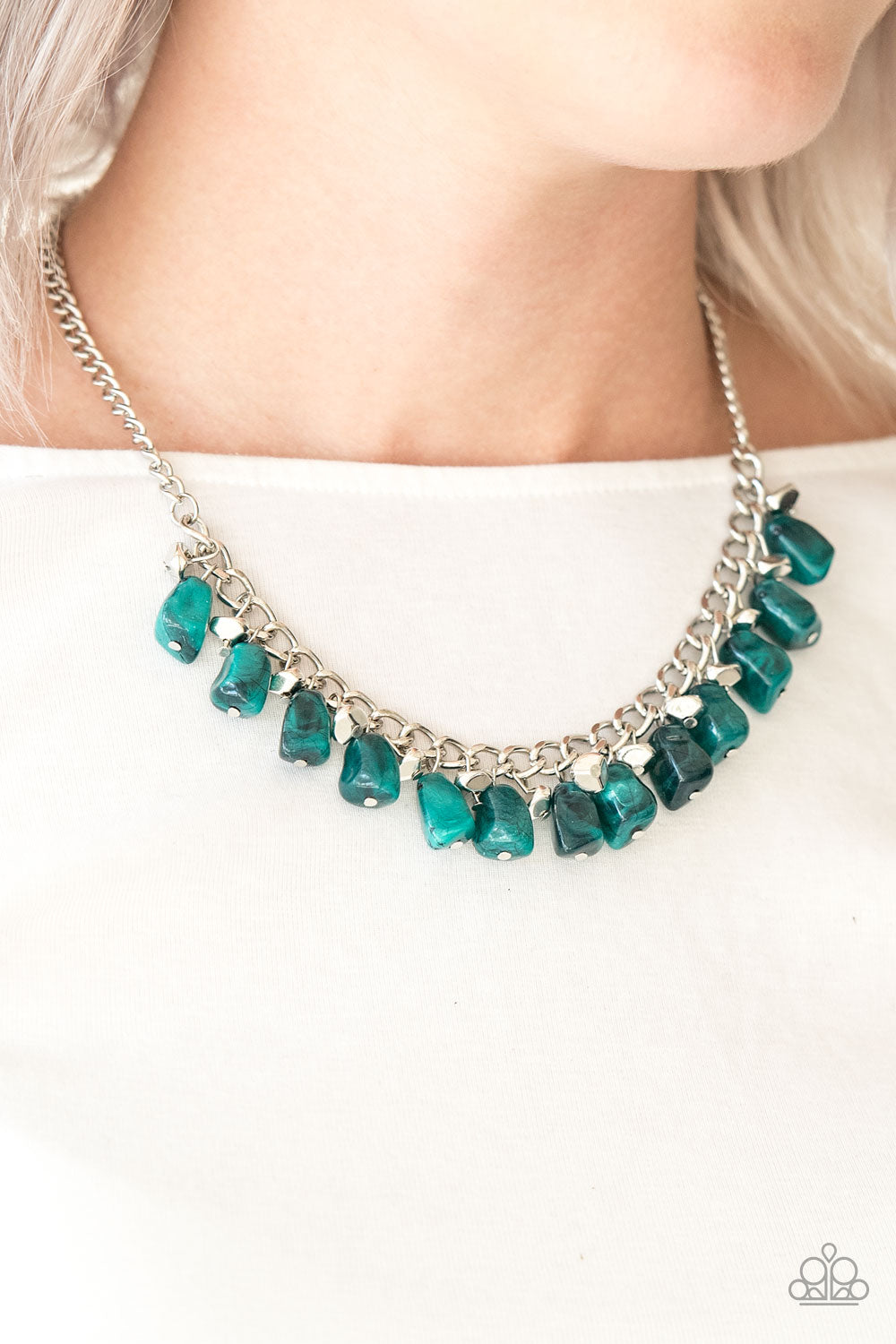 Paparazzi ♥ Rocky Shores - Green ♥  Necklace