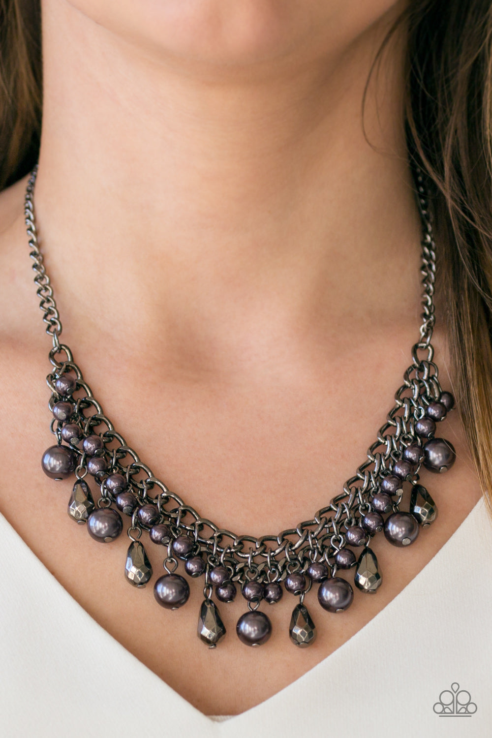 Paparazzi ♥ Imperial Idol - Black ♥  Necklace