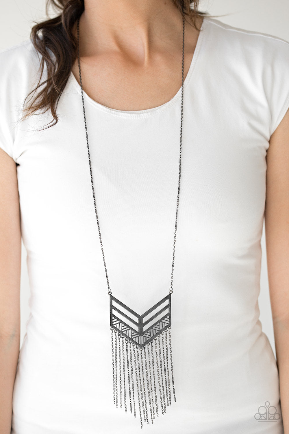 Paparazzi ♥ Alpha Attitude - Black ♥  Necklace