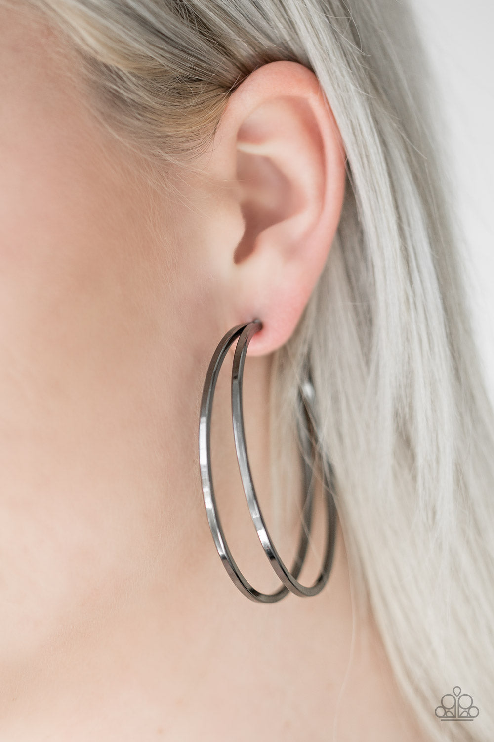 Paparazzi ♥ Double Shine - Black ♥  Earrings