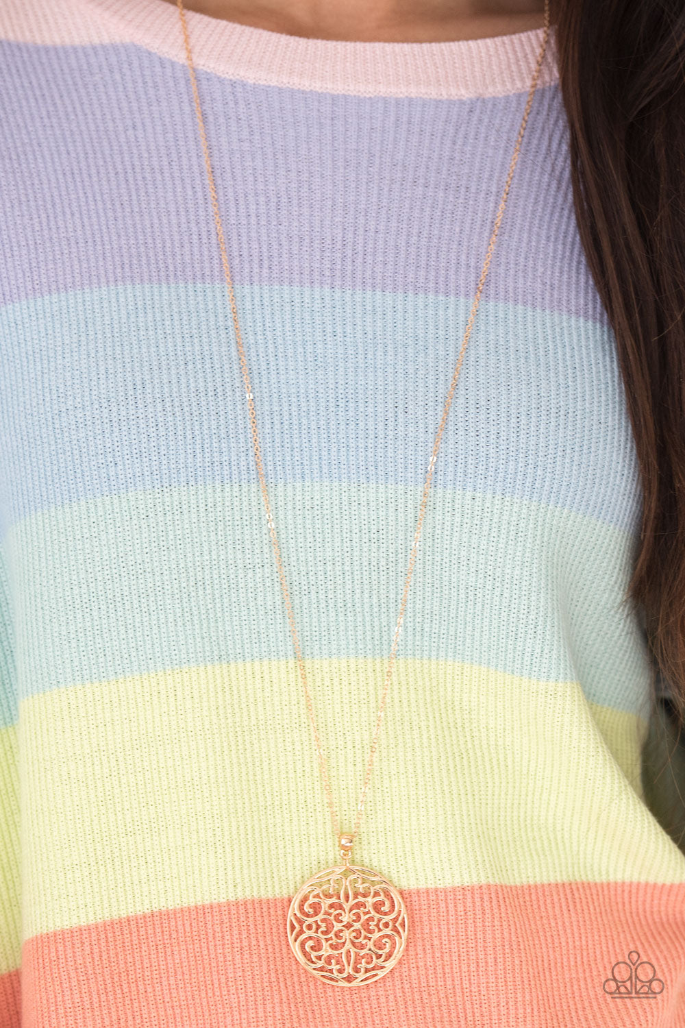 Paparazzi ♥ All About Me-dallion - Gold ♥  Necklace