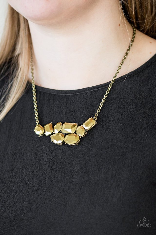 Paparazzi ♥ Urban Dynasty - Brass ♥ Necklace