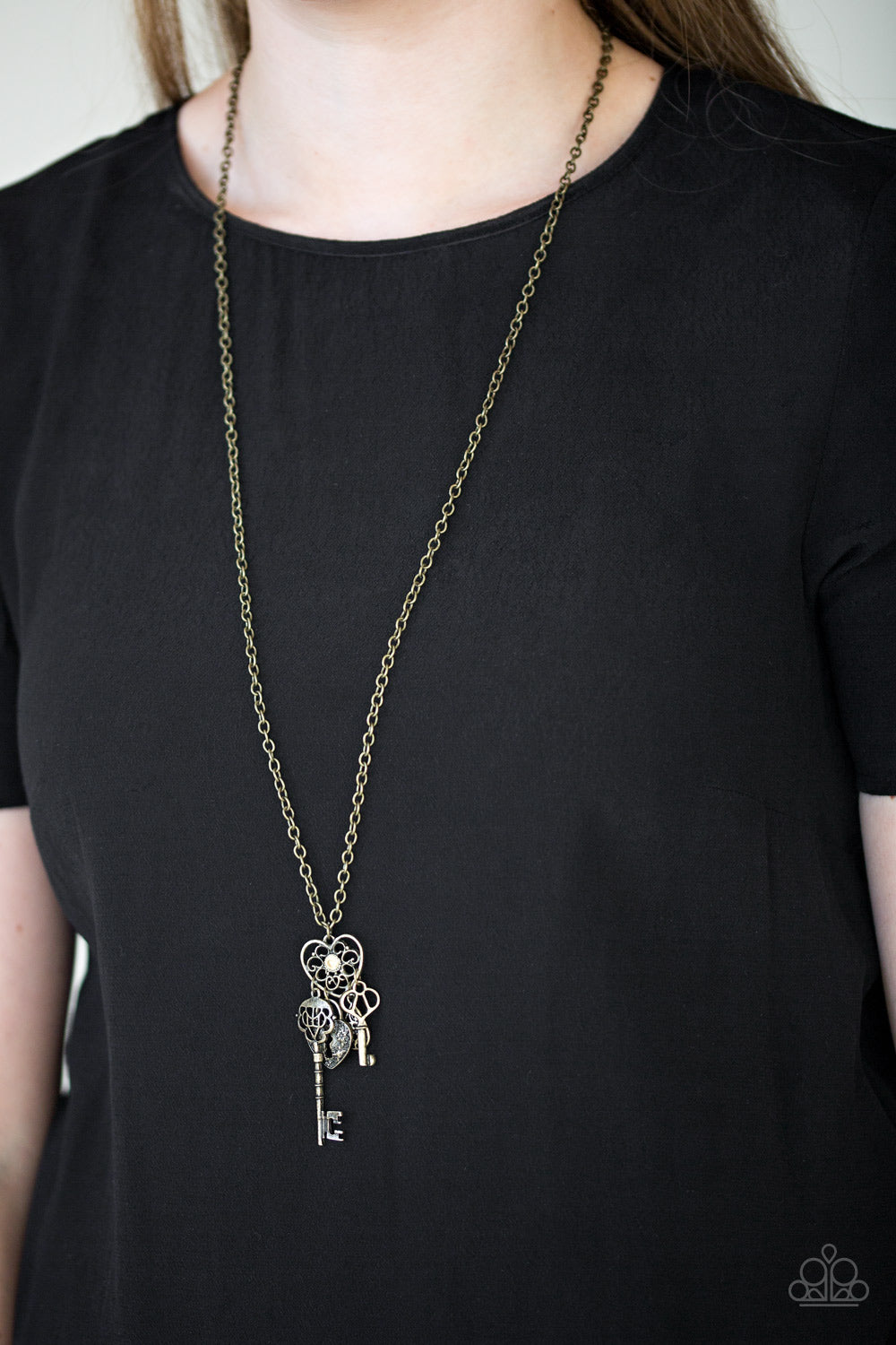 Paparazzi ♥ Secrets Of The Heart - Brass ♥  Necklace