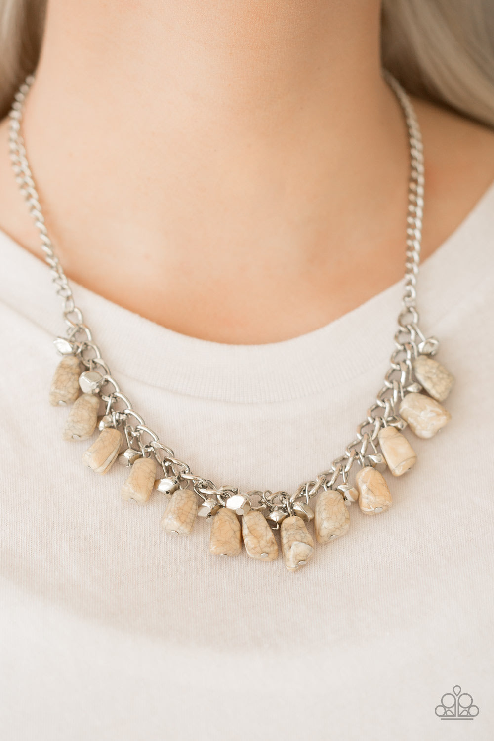 Paparazzi ♥ Rocky Shores - Brown ♥  Necklace