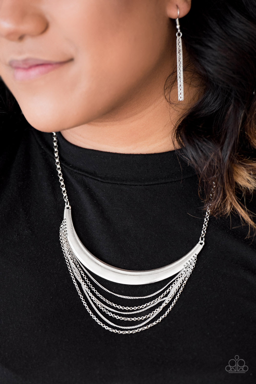 Paparazzi ♥ Way Wayfarer - Silver ♥  Necklace