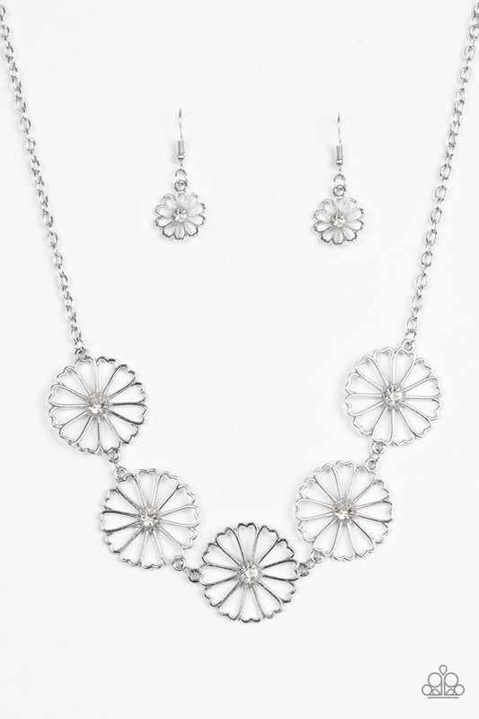 daffodil-gardens-white-p2wh-wtxx-197um