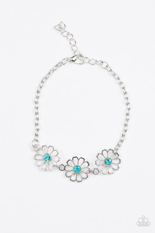 dancing-daffodils-blue-p9wh-blxx-161uo