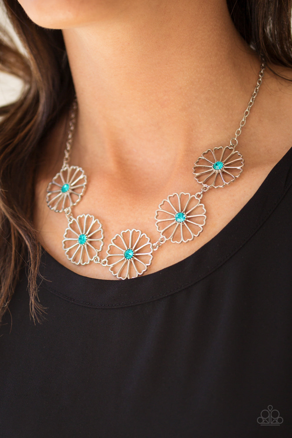 Paparazzi ♥ Daffodil Gardens - Blue ♥  Necklace