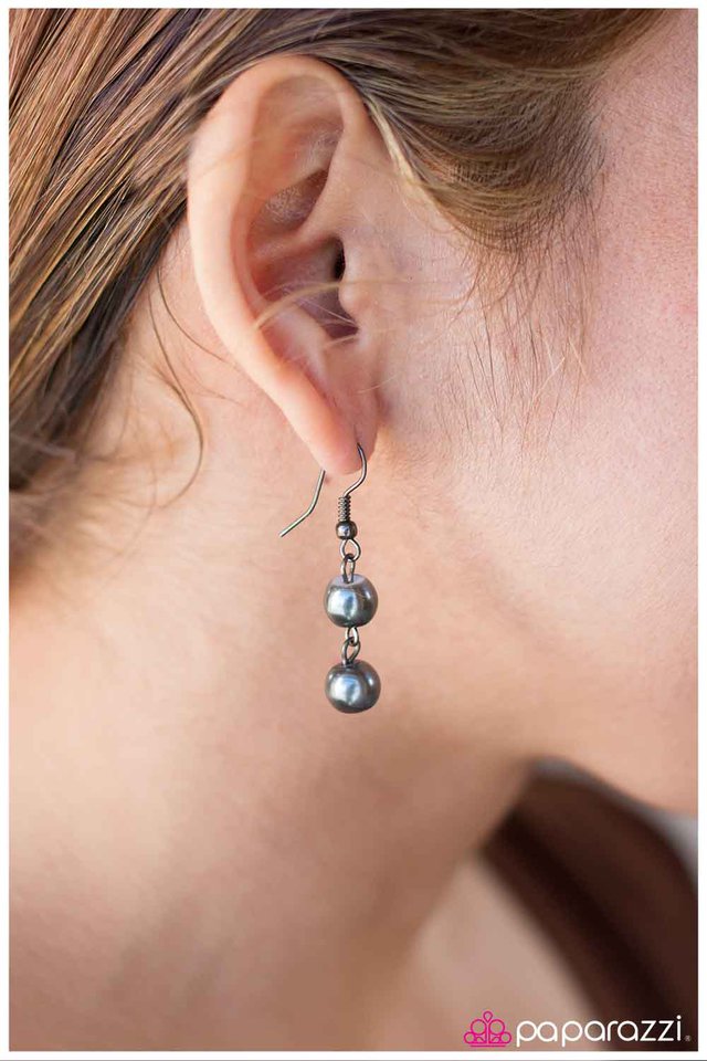 Paparazzi ♥ Better To Have Loved... - Gray ♥ Necklace