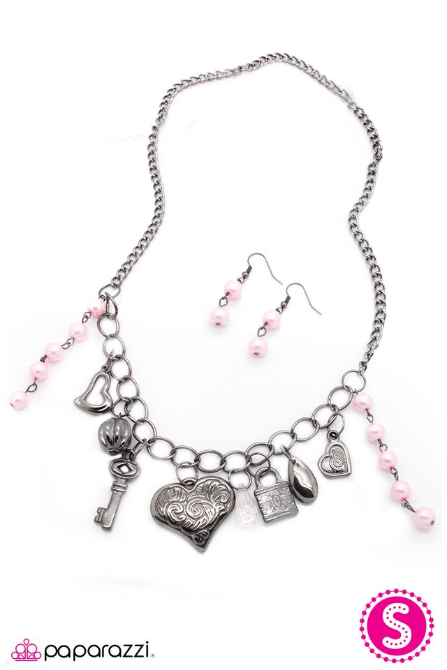 Paparazzi ♥ Better To Have Loved... - Pink ♥ Necklace