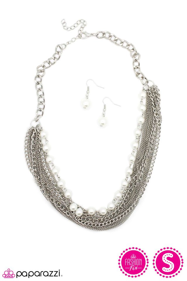 Paparazzi ♥ Stranded - White ♥ Necklace