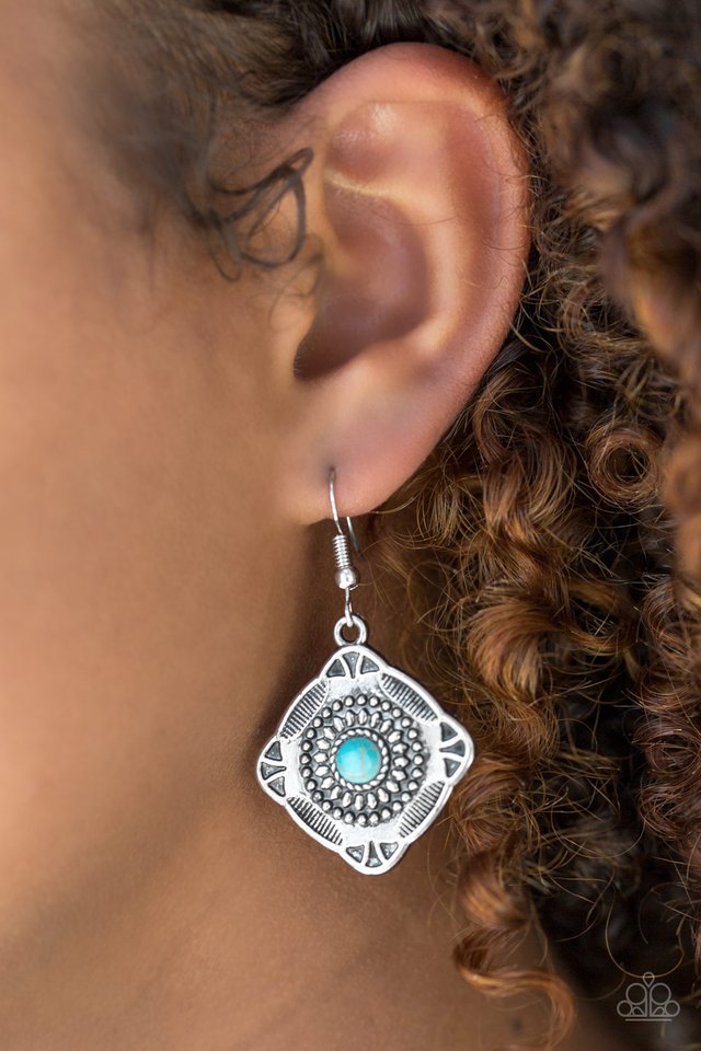 Paparazzi ♥ Fiercely Four Corners - Blue ♥ Earrings