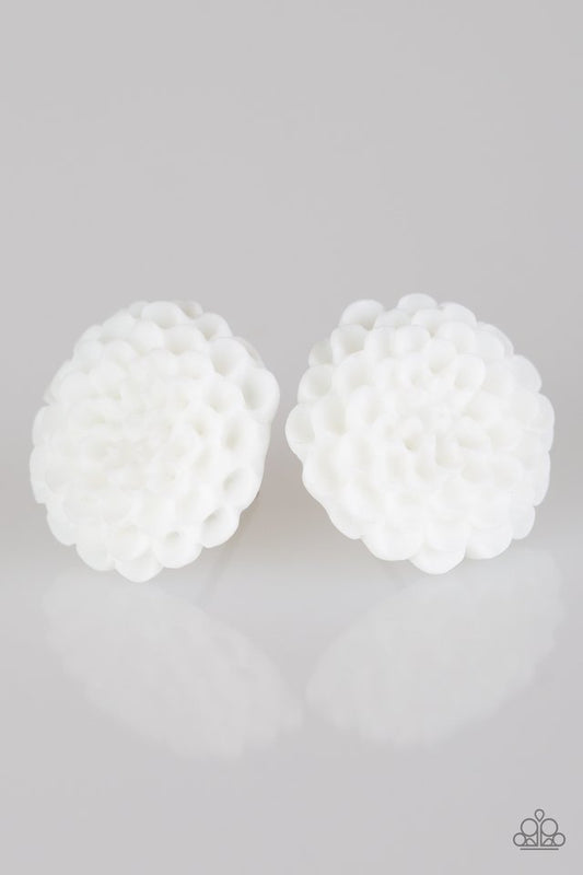 dandelion-demure-white-p5po-wtxx-127xx