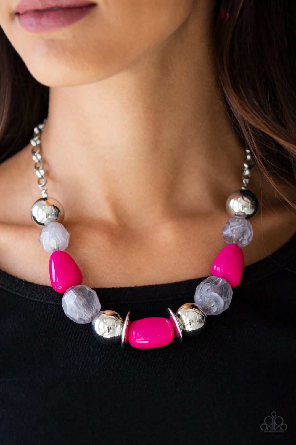 Paparazzi ♥ South Shore Sensation - Pink ♥  Necklace