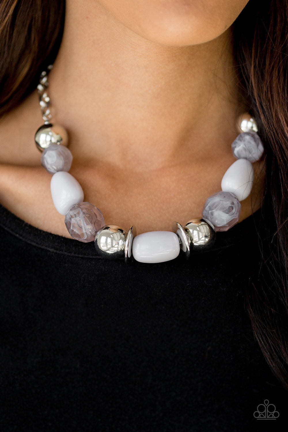 Paparazzi ♥ South Shore Sensation - Silver ♥  Necklace