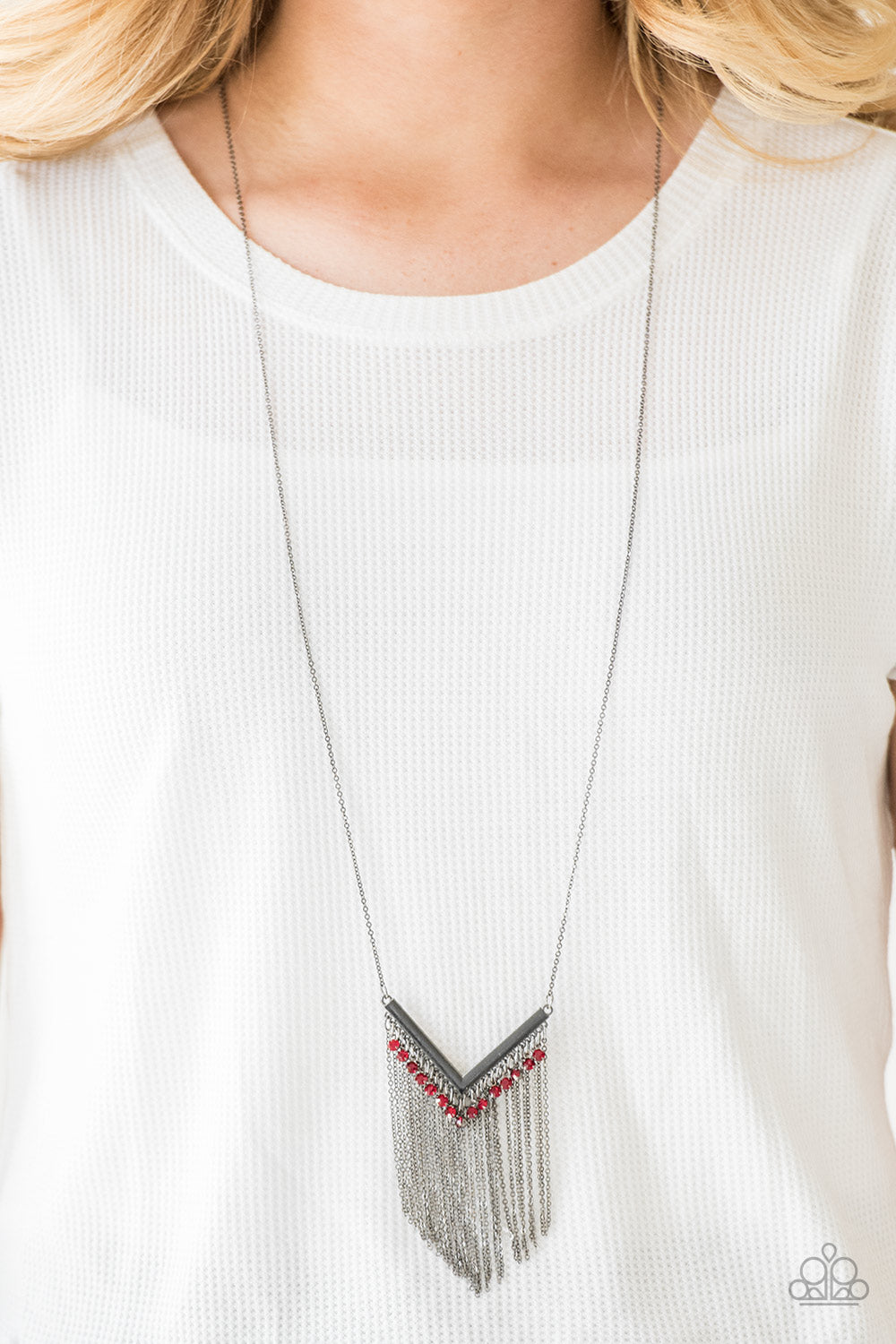 Paparazzi ♥ Fashion Peak - Red ♥  Necklace